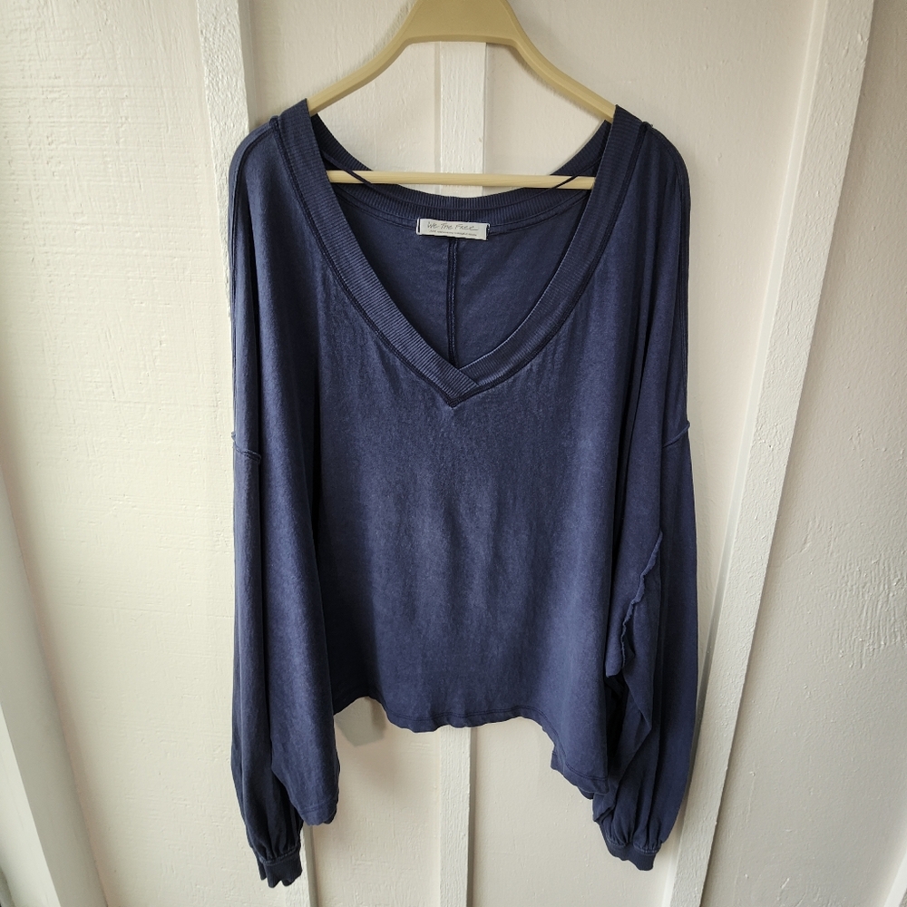 Free People We The Free Buffy Tee Indigo Navy Blue Size Large Oversized
